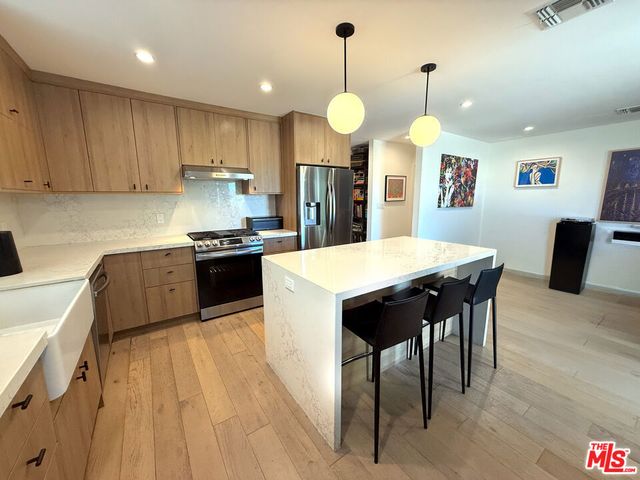 3607 Potomac Avenue, Los Angeles, CA 90016