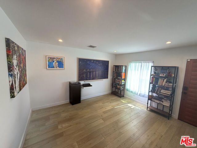 3607 Potomac Avenue, Los Angeles, CA 90016