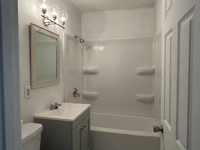 517 Frances Avenue, Loves Park, IL 61111