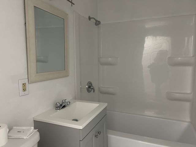 517 Frances Avenue, Loves Park, IL 61111