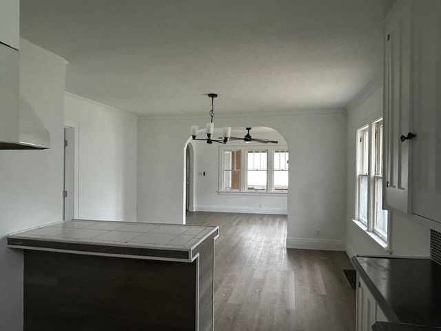 517 Frances Avenue, Loves Park, IL 61111