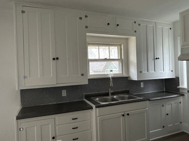 517 Frances Avenue, Loves Park, IL 61111