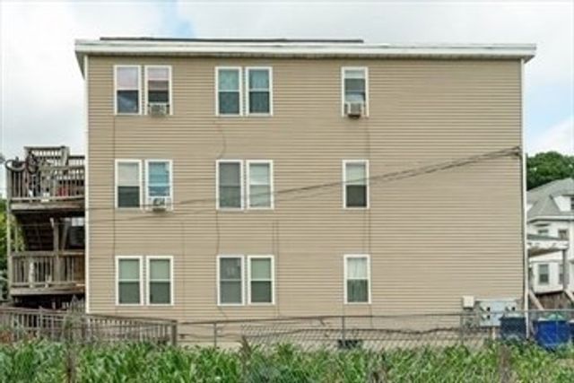 73 Hamilton St, Boston, MA 02125
