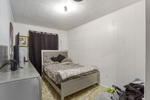 818 Lawndale Avenue, Columbus, OH 43207