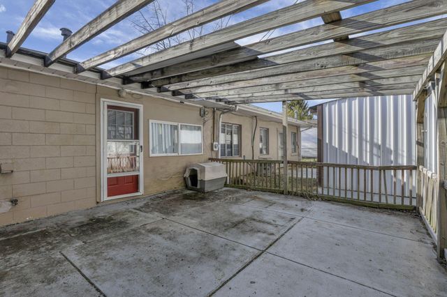 818 Lawndale Avenue, Columbus, OH 43207