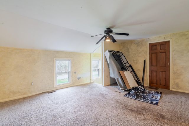 2402 Linda Road, Valparaiso, IN 46383