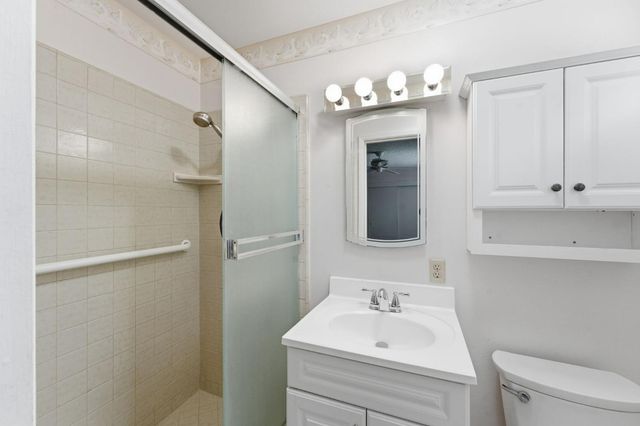 10404 River Wood Way, Rancho Cordova, CA 95670