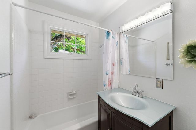10404 River Wood Way, Rancho Cordova, CA 95670