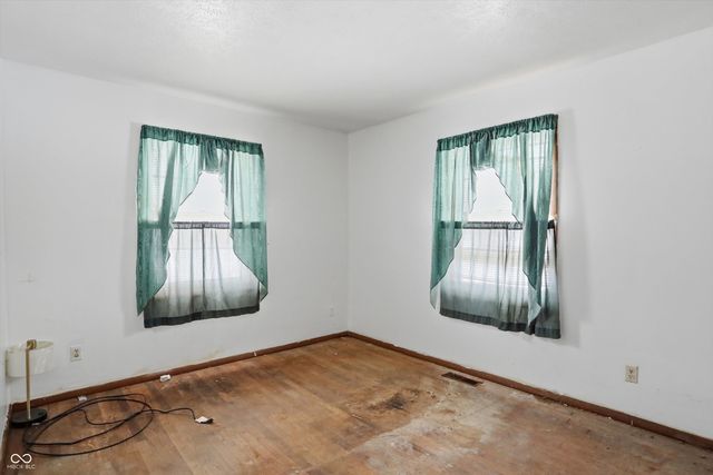 6032 Grandview Drive, Indianapolis, IN 46228