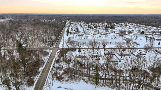 6032 Grandview Drive, Indianapolis, IN 46228