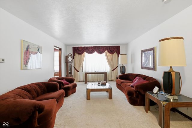 6032 Grandview Drive, Indianapolis, IN 46228