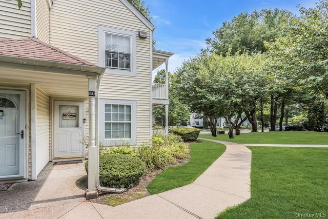 282 Fairview Circle, Middle Island, NY 11953