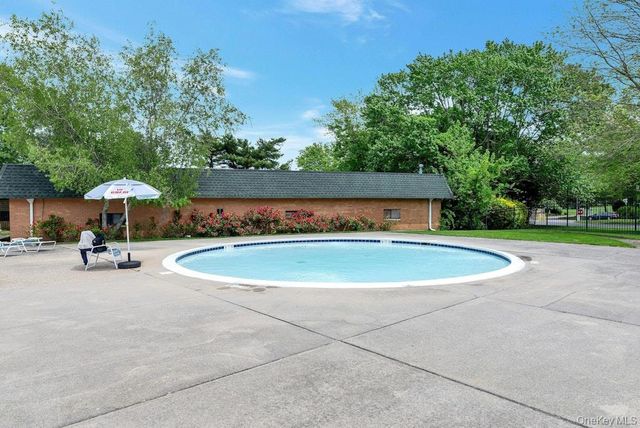 282 Fairview Circle, Middle Island, NY 11953