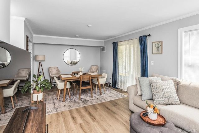 282 Fairview Circle, Middle Island, NY 11953