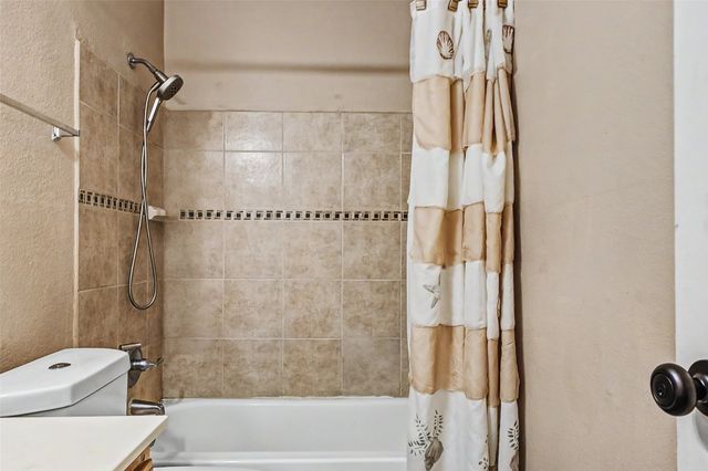 945 Tennessee Trail, Arlington, TX 76017