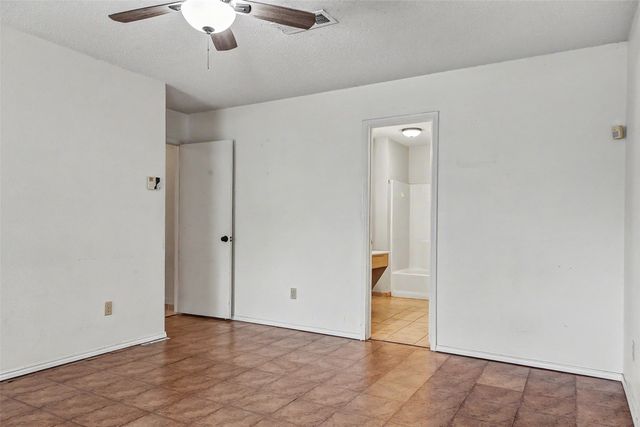 945 Tennessee Trail, Arlington, TX 76017