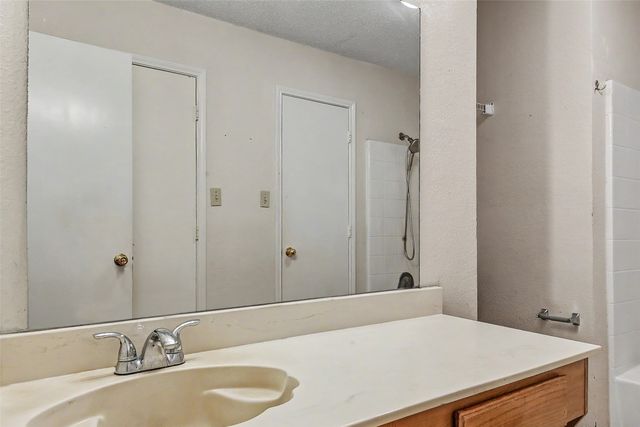 945 Tennessee Trail, Arlington, TX 76017