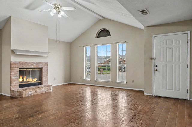 945 Tennessee Trail, Arlington, TX 76017