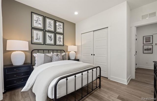 6450 Tarr Road, Ypsilanti, MI 48197