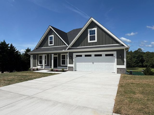 135 Hidden Hills Drive, Chickamauga, GA 30707