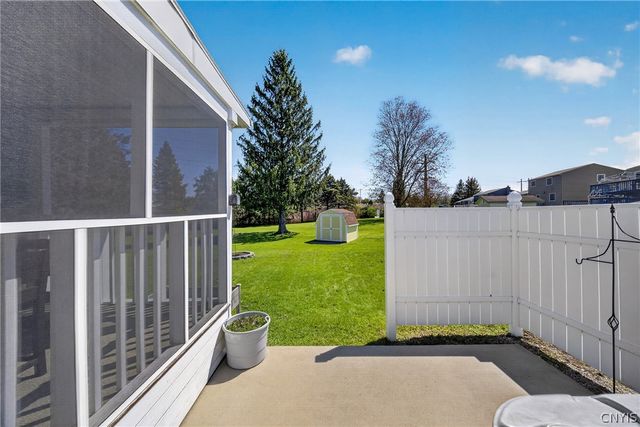 8018 Pickett Lane, Cicero, NY 13039
