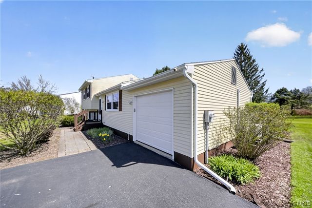 8018 Pickett Lane, Cicero, NY 13039