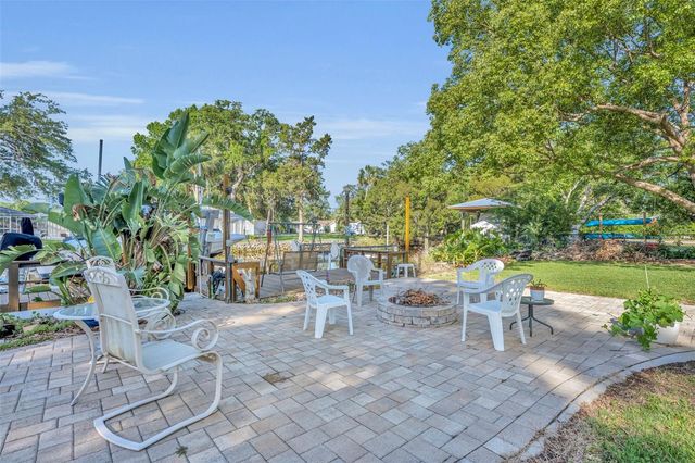 11768 W RIVERHAVEN DRIVE, Homosassa, FL 34448
