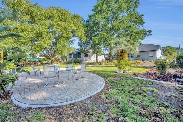 11768 W RIVERHAVEN DRIVE, Homosassa, FL 34448