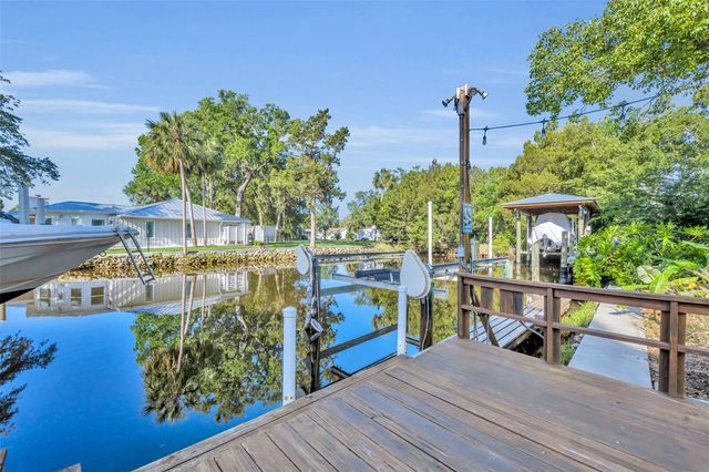 11768 W RIVERHAVEN DRIVE, Homosassa, FL 34448
