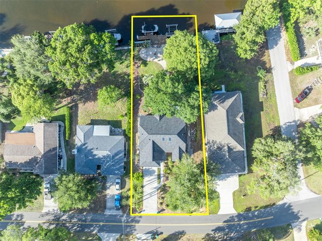 11768 W RIVERHAVEN DRIVE, Homosassa, FL 34448