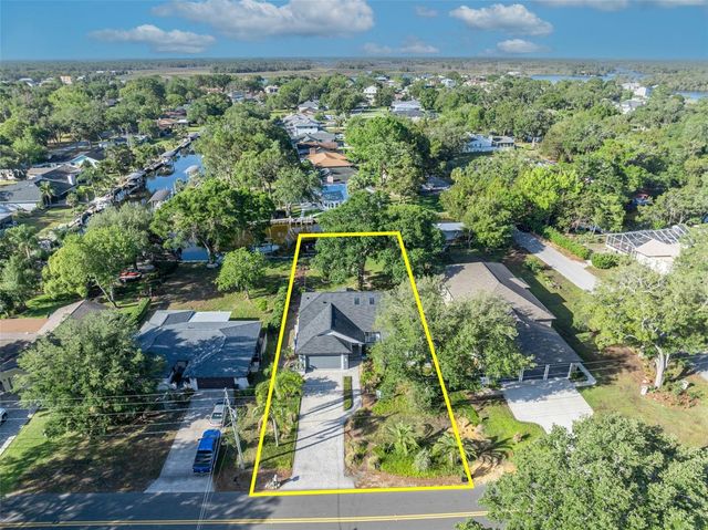 11768 W RIVERHAVEN DRIVE, Homosassa, FL 34448