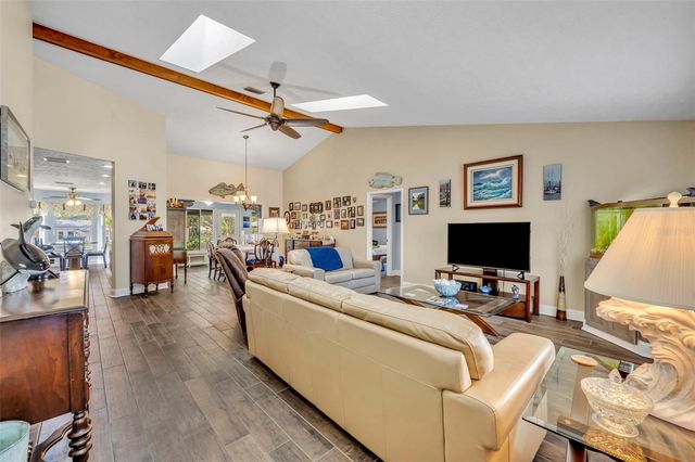 11768 W RIVERHAVEN DRIVE, Homosassa, FL 34448