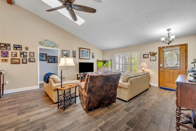 11768 W RIVERHAVEN DRIVE, Homosassa, FL 34448