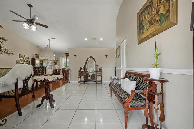 1340 SW 75th Avenue, North Lauderdale, FL 33068