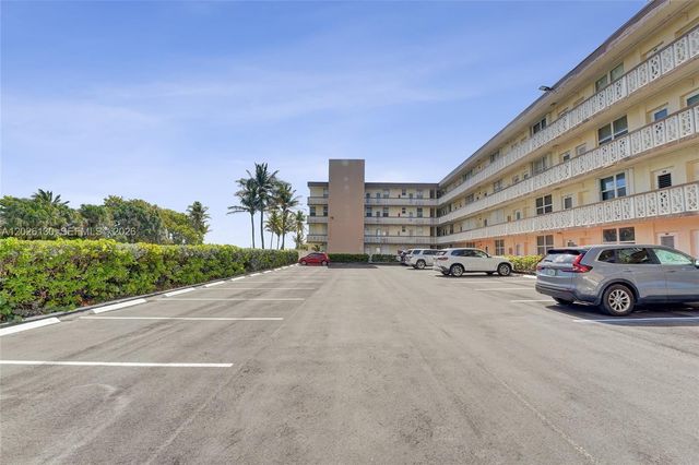 1936 S Ocean Dr 4C, Hallandale Beach, FL 33009