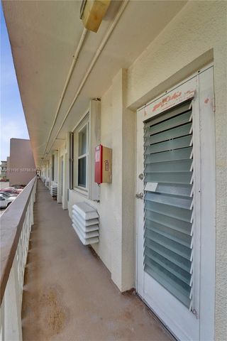 1936 S Ocean Dr 4C, Hallandale Beach, FL 33009