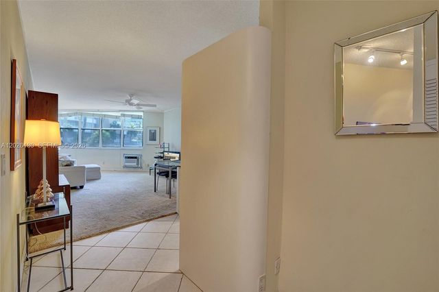 1936 S Ocean Dr 4C, Hallandale Beach, FL 33009