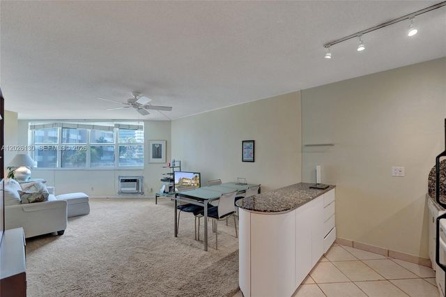 1936 S Ocean Dr 4C, Hallandale Beach, FL 33009