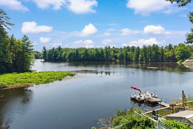 20 Pond Drive, Manchester, NH 03103