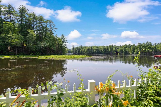 20 Pond Drive, Manchester, NH 03103
