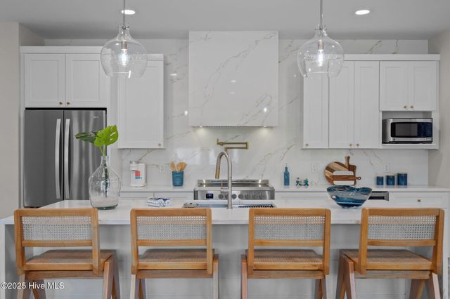 212 NE 37th Street, Oak Island, NC 28465