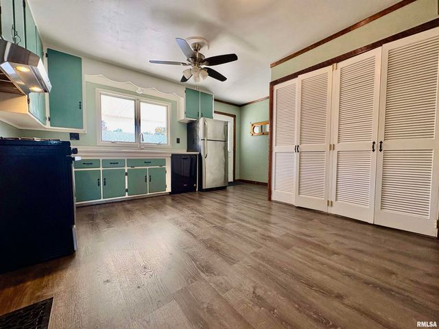 865 Superior Avenue, Jacksonville, IL 62650