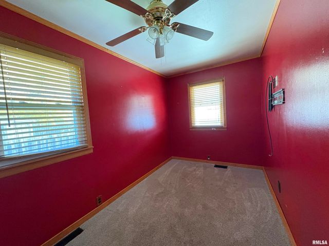 865 Superior Avenue, Jacksonville, IL 62650