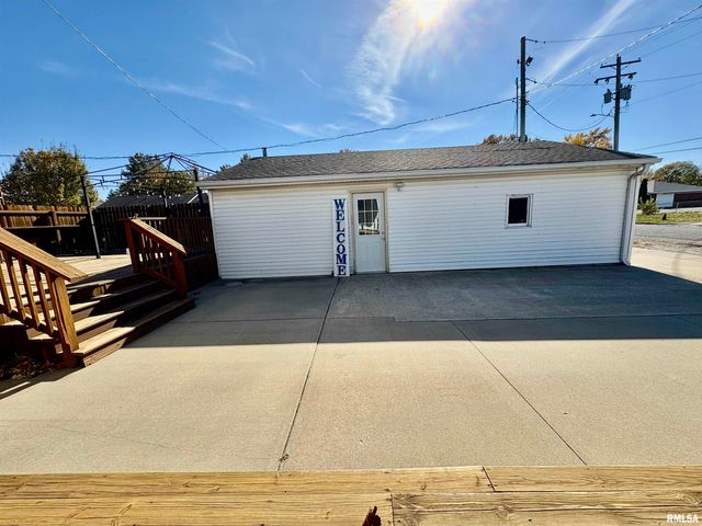 865 Superior Avenue, Jacksonville, IL 62650