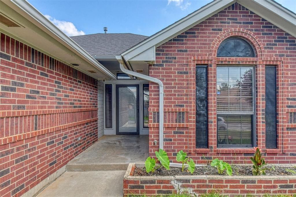 313 SW 141st Street, Oklahoma City, OK 73170
