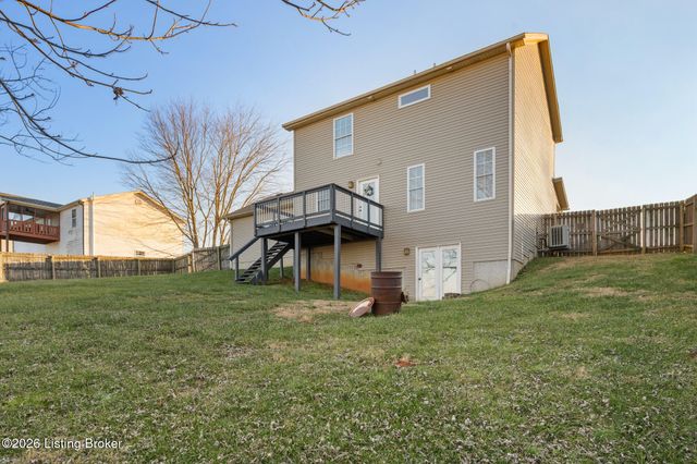 121 Alpine Dr, Vine Grove, KY 40175