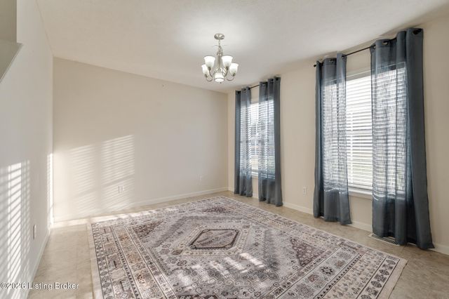 121 Alpine Dr, Vine Grove, KY 40175