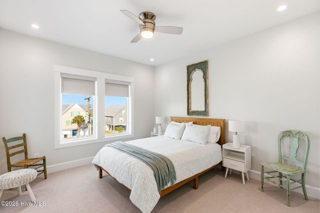 9059 W 9th Street, Surf City, NC 28445