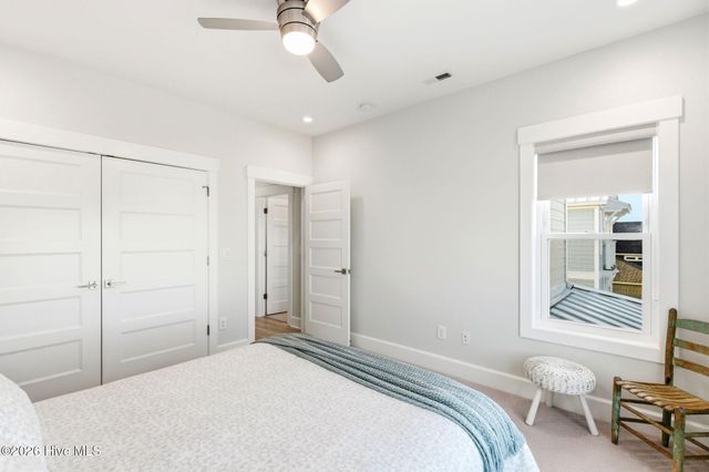 9059 W 9th Street, Surf City, NC 28445