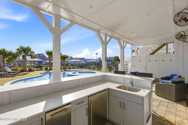 9059 W 9th Street, Surf City, NC 28445